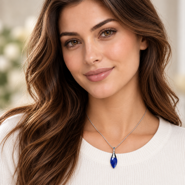 Natural Lapis Lazuli Gemstone Pendant Necklace on 925 Sterling Silver. Pendant: 3cm. Length: 50cm