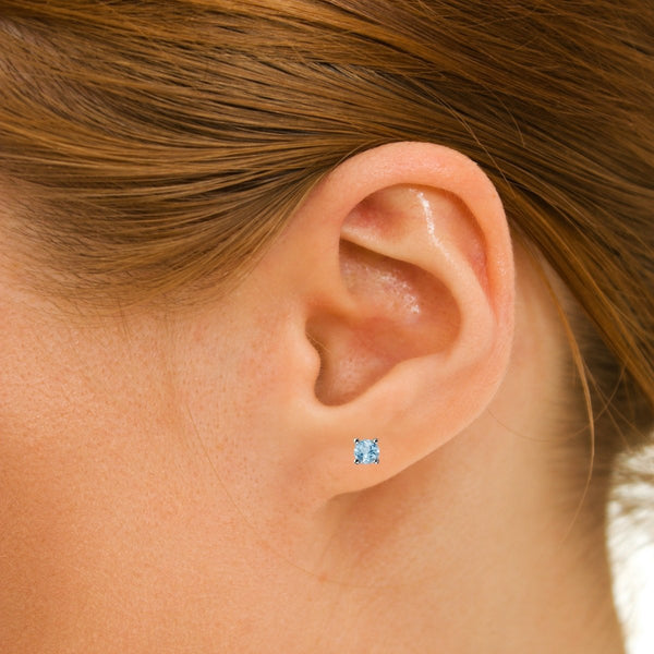 Round Natural Blue Aquamarine Gemstone Stud Earrings set in 925 Sterling Silver. Size: 4mm